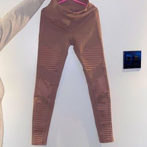 ALO HIGH WAISTED MOTO LEGGING VA VA VROOM